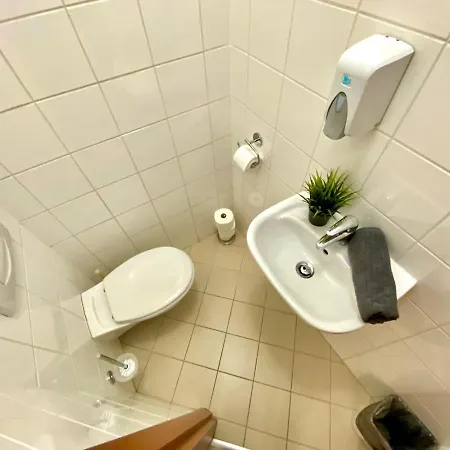 Downtown Vibe-kiraly Ii Apts W Private Balcony Apartment Budapest