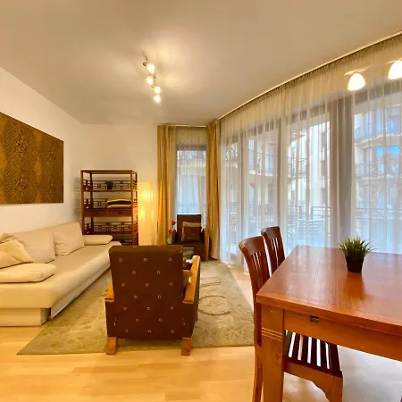 Downtown Vibe Vizz Ii Apts W Private Balcony Budapest